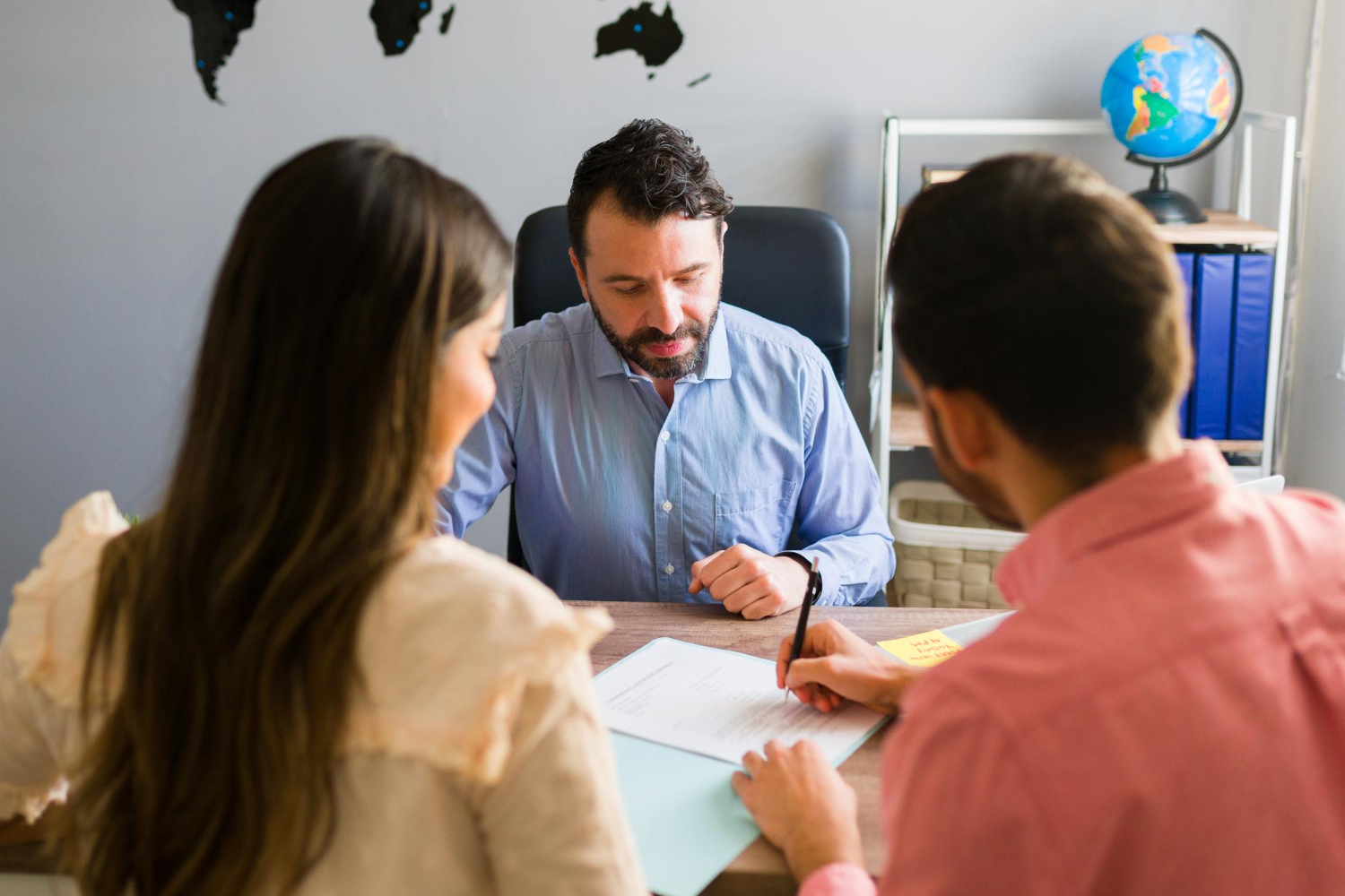 Find The Best UK Immigration Lawyers In Dubai: A Complete Guide