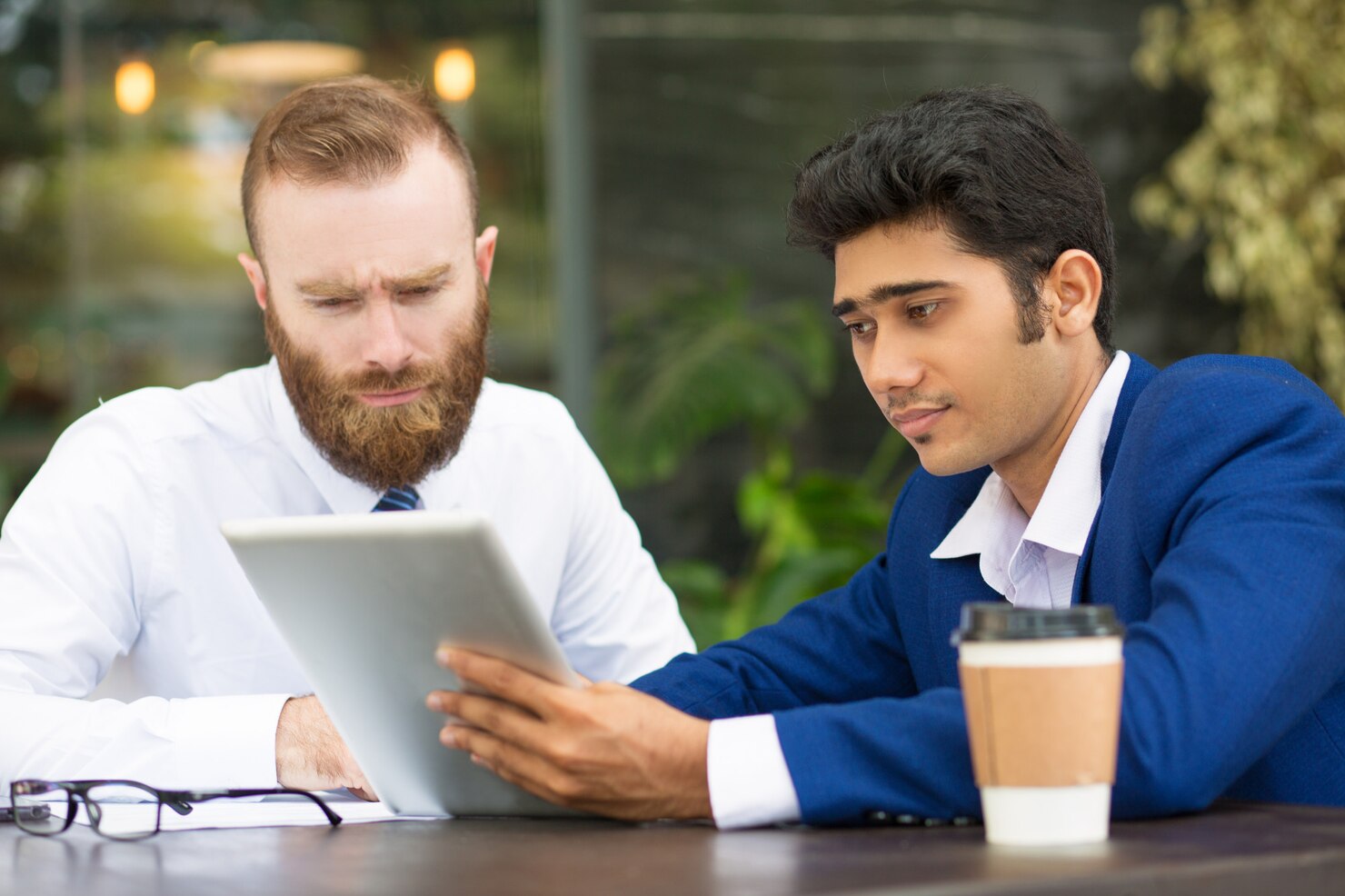How to Identify the Best Consultants in Dubai Even Without Reviews