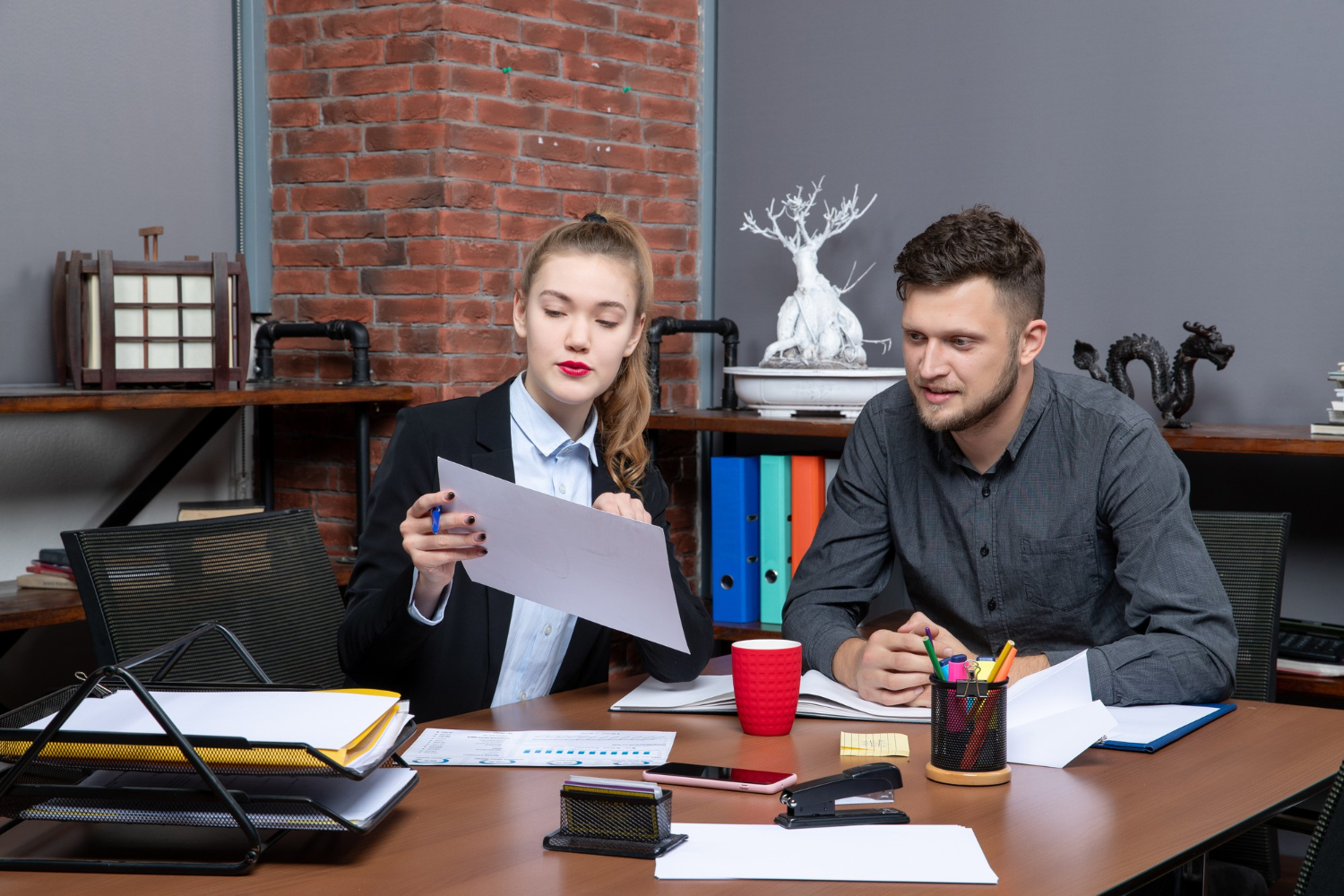 Common Skilled Work Visa UK Mistakes And How Consultants Help You Fix Them