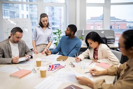 Working in the UK: Why You Should Apply from Dubai